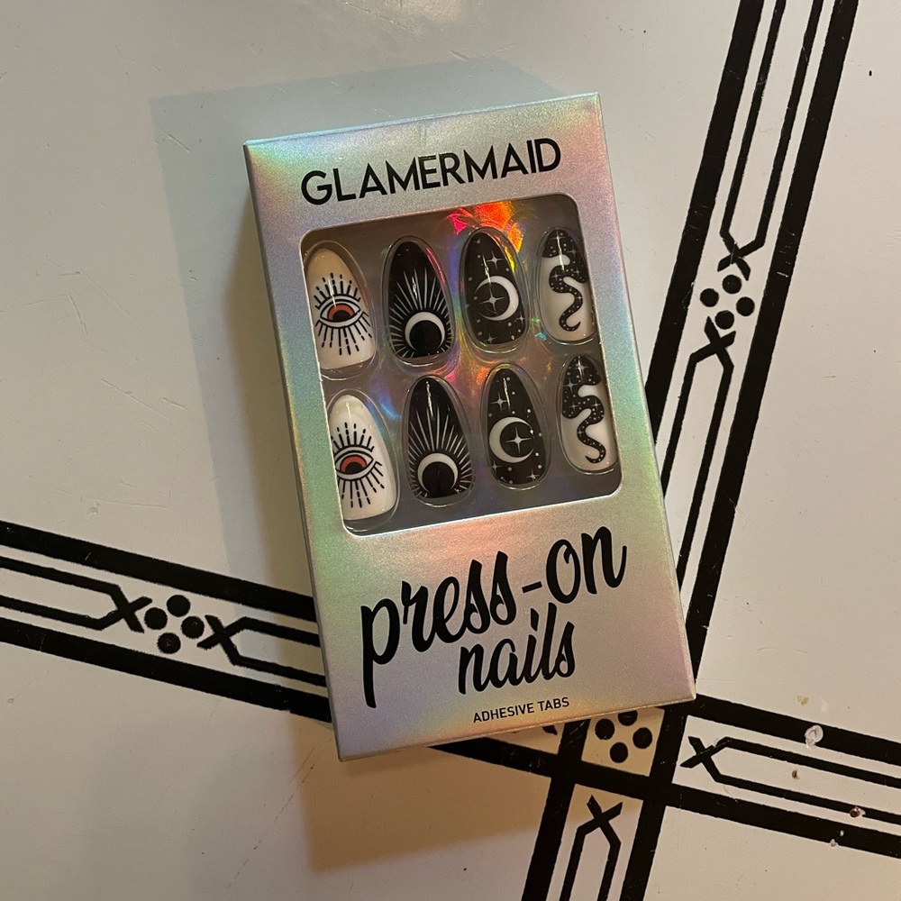 Witchy Press On Nails